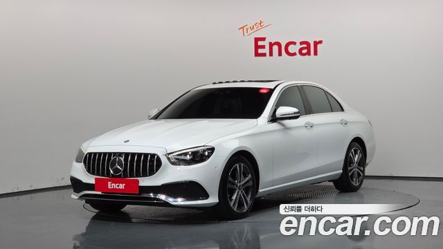 Mercedes-Benz E-Class 2021 — photo 1