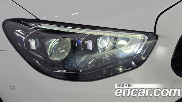 Mercedes-Benz E-Class 2021 — photo 8
