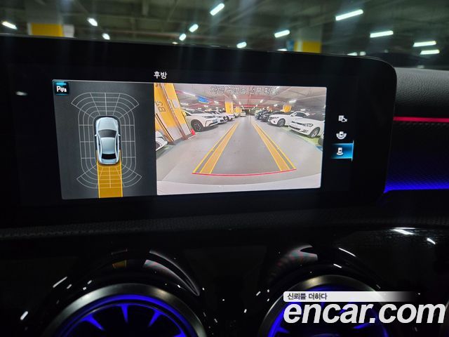 Mercedes-Benz A-Class 2020 — photo 13