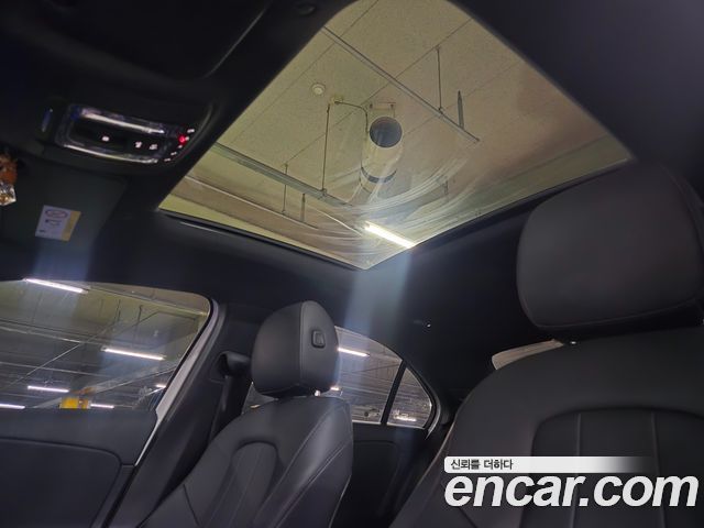 Mercedes-Benz A-Class 2020 — photo 17