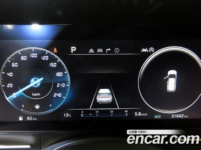 Kia Canival 2023 — photo 9
