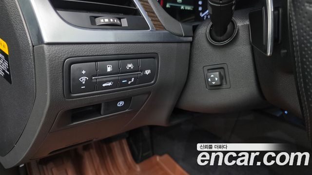 Genesis G80 2017 — photo 12