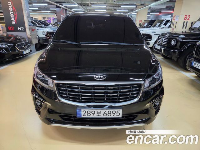 Kia Canival 2019 — photo 3
