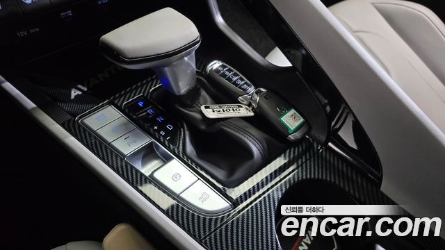 Hyundai AVANTE 2023 — photo 12
