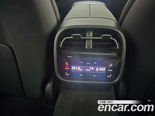 Mercedes-Benz E-Class 2025 — photo 15