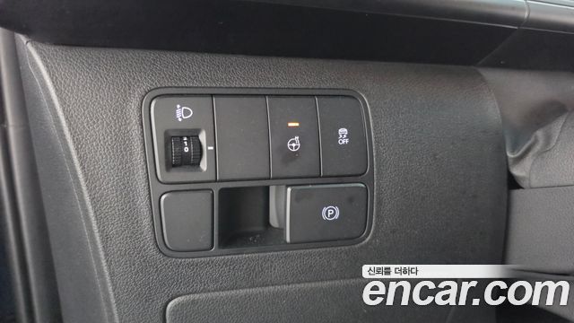 Hyundai Staria 2023 — photo 27