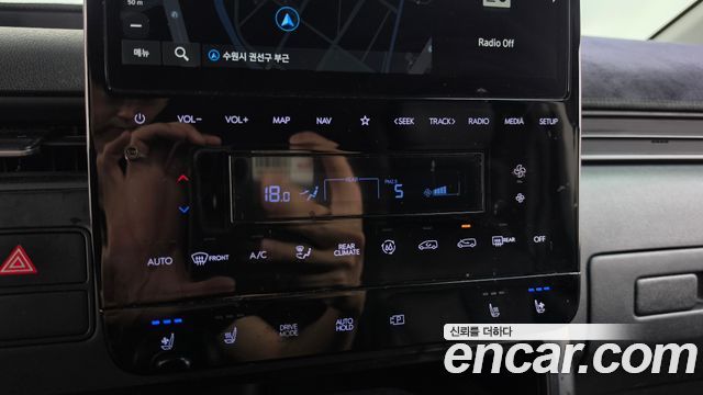 Hyundai Staria 2023 — photo 31