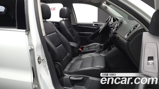 Volkswagen Tiguan 2014 — photo 12