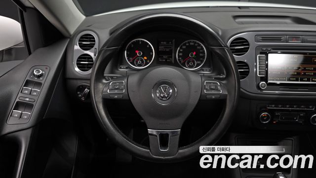 Volkswagen Tiguan 2014 — photo 13