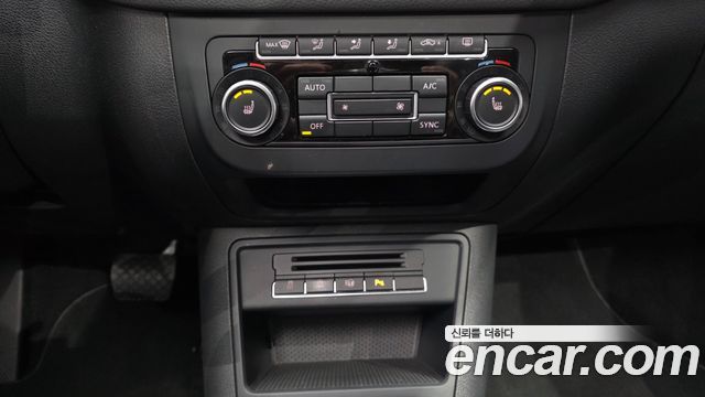 Volkswagen Tiguan 2014 — photo 16