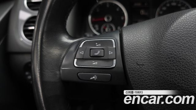 Volkswagen Tiguan 2014 — photo 17