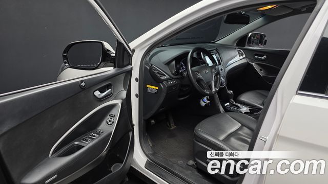 Hyundai Santafe 2016 — photo 10