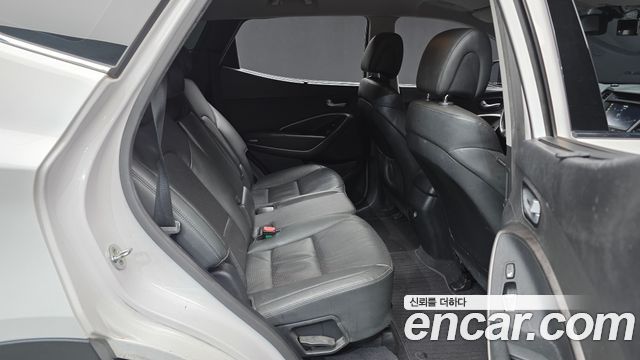 Hyundai Santafe 2016 — photo 12