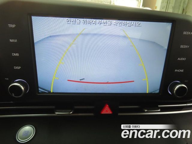 Hyundai AVANTE 2021 — photo 17