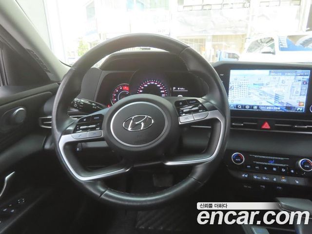 Hyundai AVANTE 2021 — photo 18