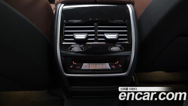 BMW X6 2026 — photo 28