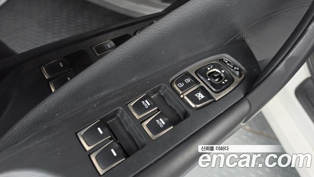 Hyundai Grandeur 2014 — photo 28