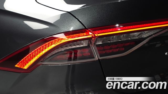 Hyundai Grandeur 2022 — photo 9