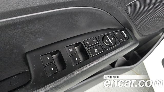 Hyundai AVANTE 2018 — photo 15