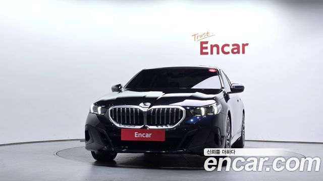 BMW 5-Series 2026 — photo 3
