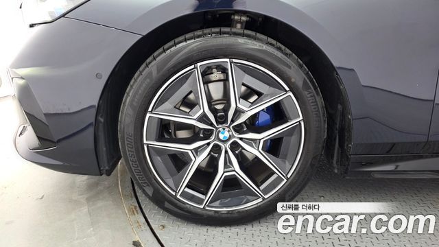 BMW 5-Series 2026 — photo 5