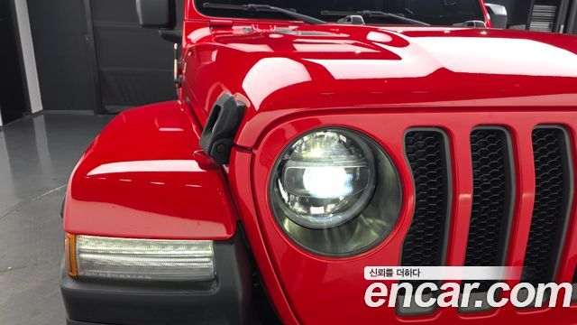 Jeep Wrangler 2021 — photo 8