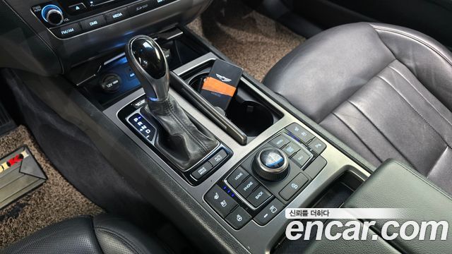 Hyundai Genesis 2016 — photo 9
