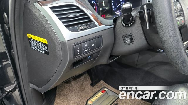 Hyundai Genesis 2016 — photo 17