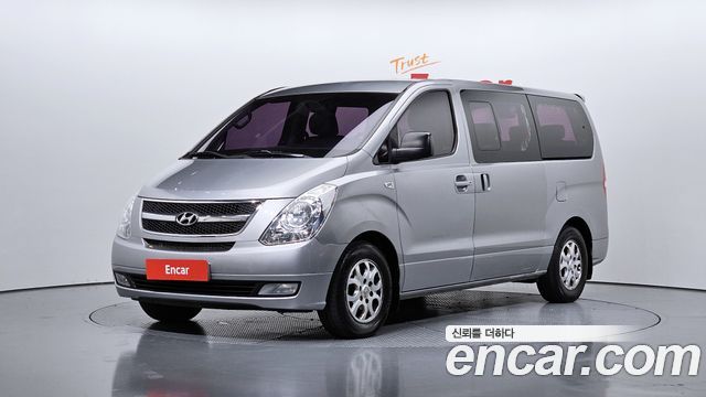 Hyundai Starex 2015 — photo 1