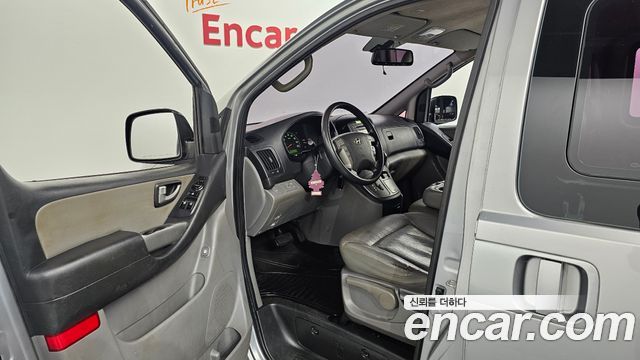 Hyundai Starex 2015 — photo 10