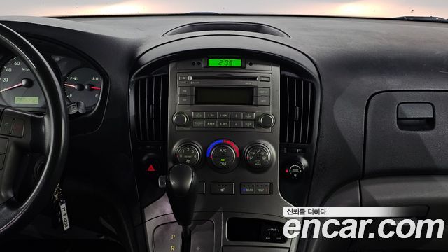 Hyundai Starex 2015 — photo 15