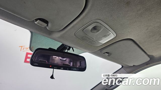 Hyundai Starex 2015 — photo 18