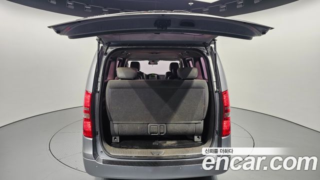 Hyundai Starex 2015 — photo 20