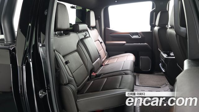 GMC Sierra 2025 — photo 12