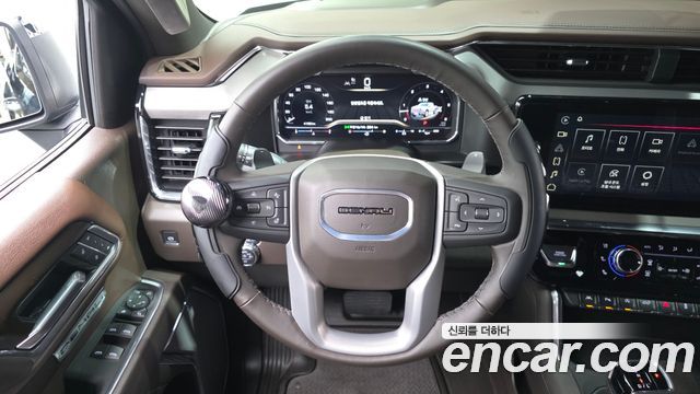 GMC Sierra 2025 — photo 13