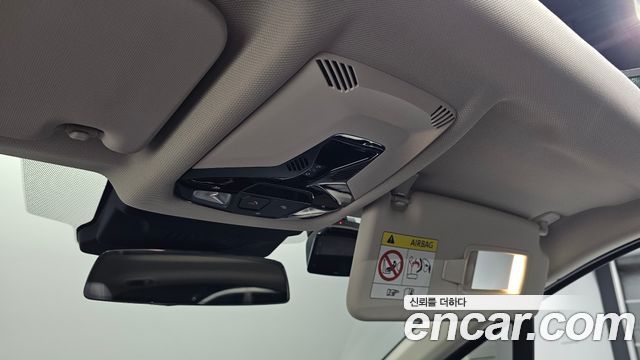 BMW 2-Series 2023 — photo 25