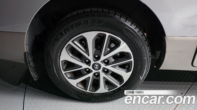 Hyundai Starex 2020 — photo 5