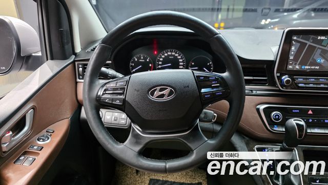 Hyundai Starex 2020 — photo 19