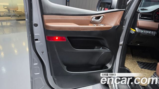 Hyundai Starex 2020 — photo 14