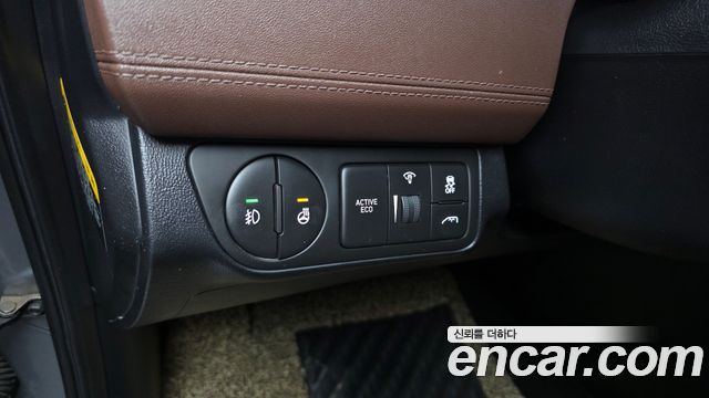Hyundai Starex 2020 — photo 28