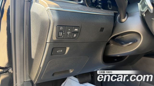 Kia K5 2023 — photo 11