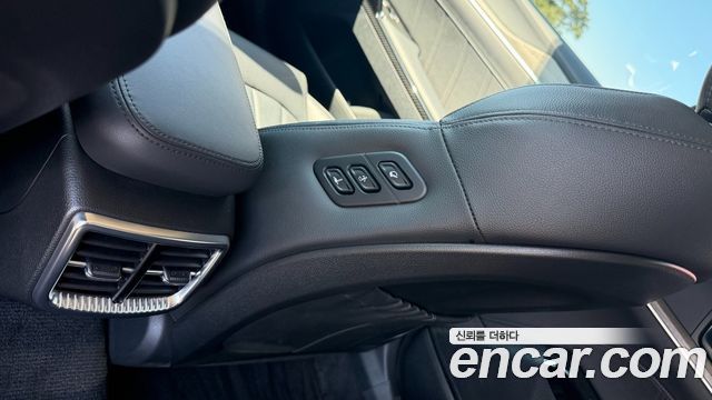 Kia K5 2023 — photo 15
