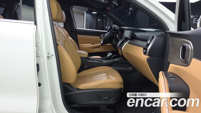 Kia Sorento 2023 — photo 17