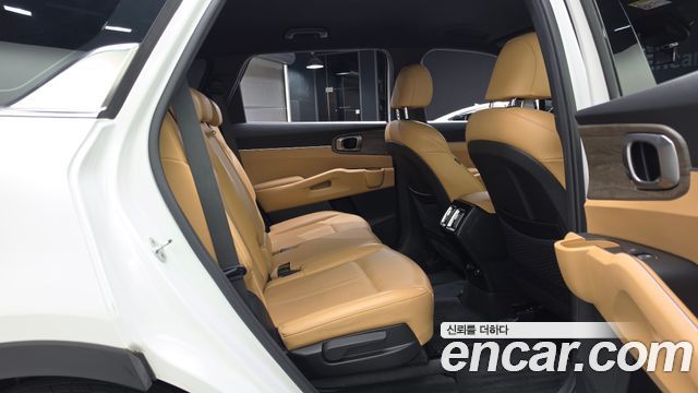 Kia Sorento 2023 — photo 18