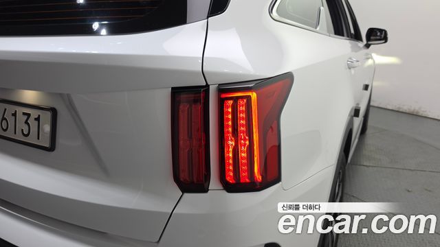 Kia Sorento 2023 — photo 9