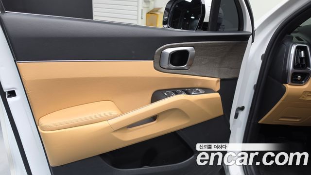 Kia Sorento 2023 — photo 14