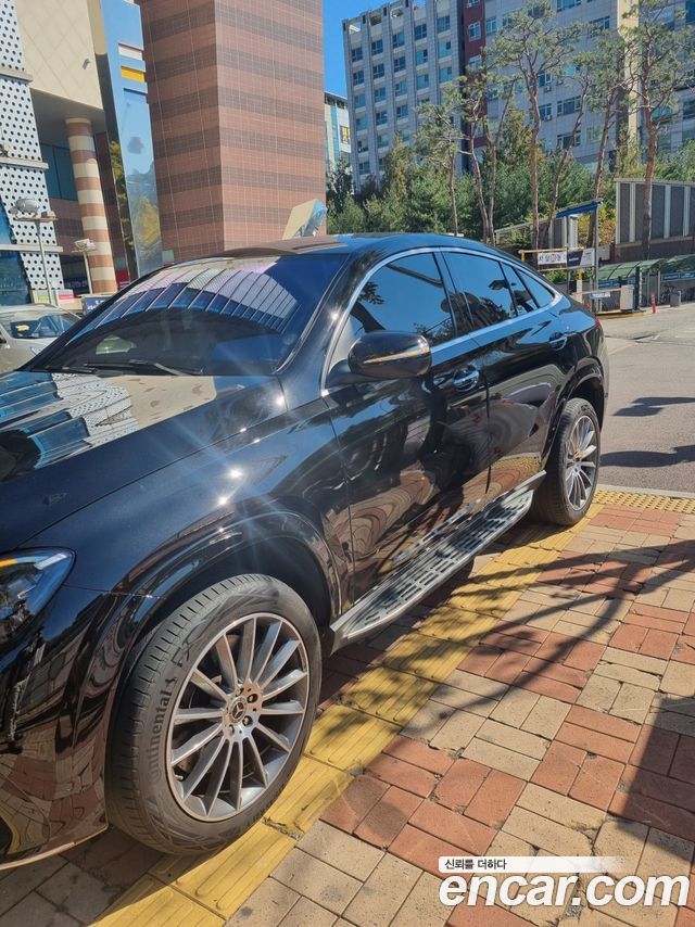 Mercedes-Benz GLE-Class 2025 — photo 3