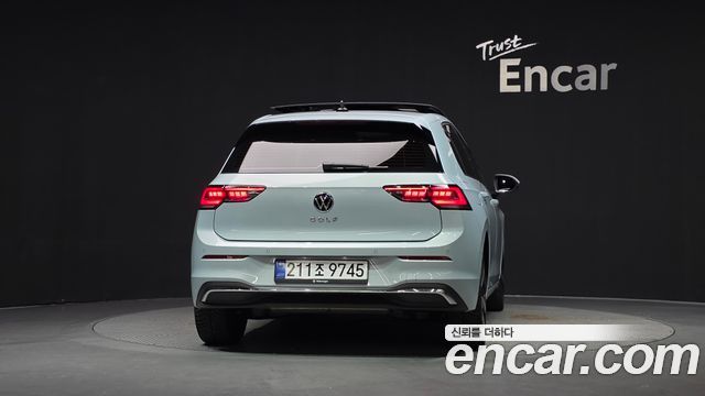 Volkswagen Golf 2026 — photo 4
