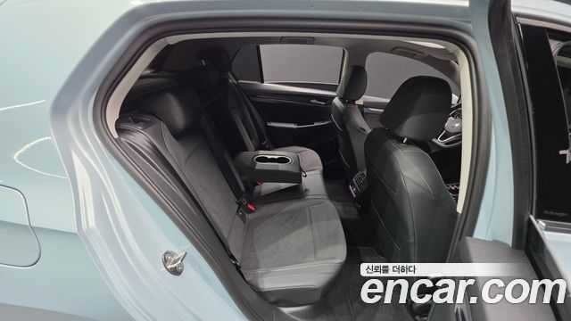 Volkswagen Golf 2026 — photo 23