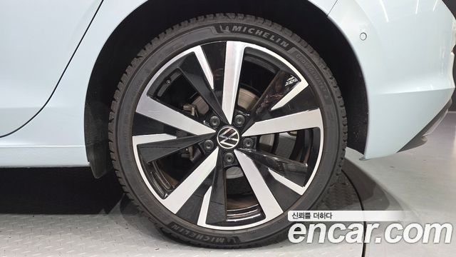 Volkswagen Golf 2026 — photo 7